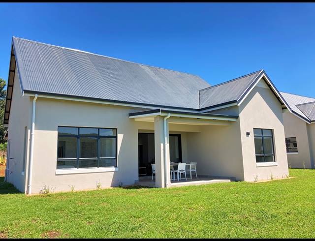 3 BEDROOM TOWNHOUSE FOR SALE IN ST JOHNS VILLAGE